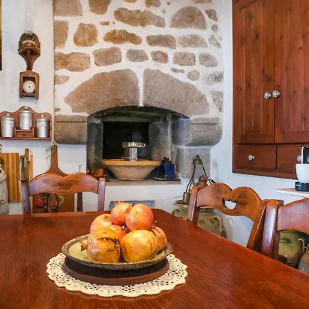 Holiday home Daphne Nikia